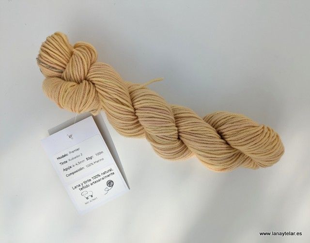 Lana Merino con Tintes Naturales: Premier Ruibarbo 2